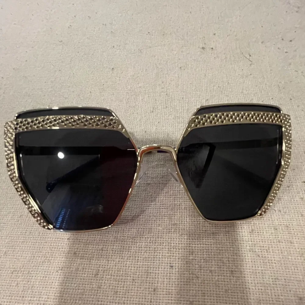Oxydo Cat Eye Sunglasses